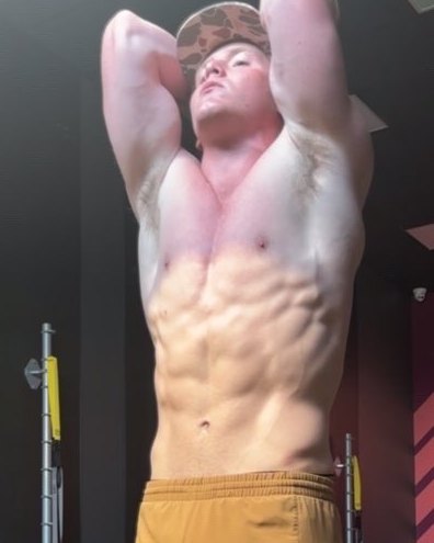 Real client physique after coaching with Catch Trombly